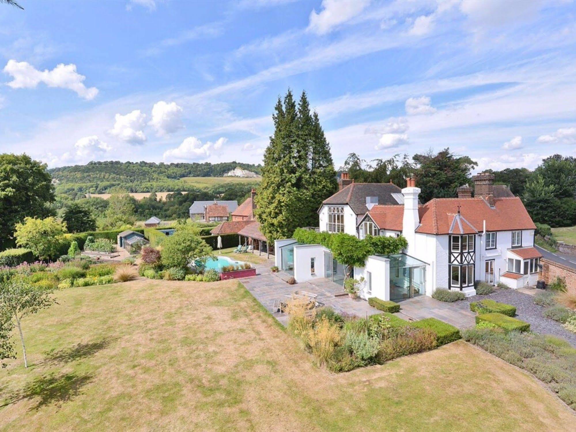 Bovey Cottage Reigate Exterior photo